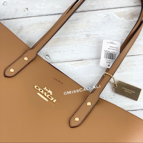 NWT COACH Town Tote Pebbled Leather Bag - Light Saddle - Picture 11 of 15